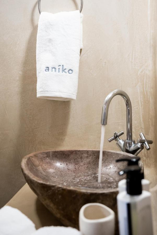 Aniko Suites Psarou Psarrou Exterior foto